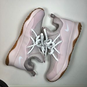 Nike City Loop Women 7.5